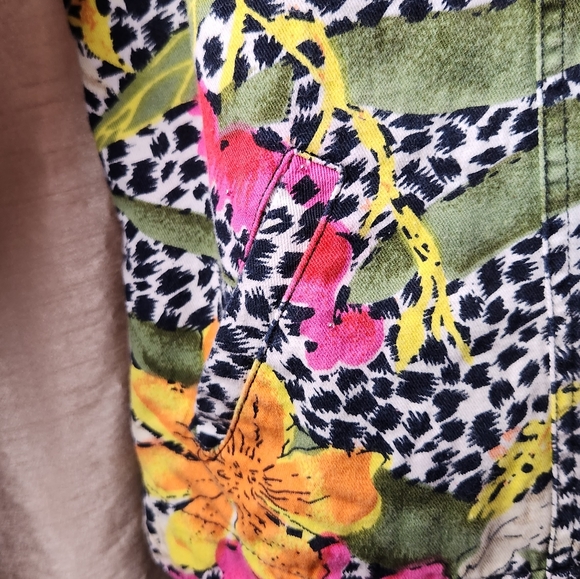 Studio Works - Leppard and Floral Print Jacket with pockets - Picture 5 of 9